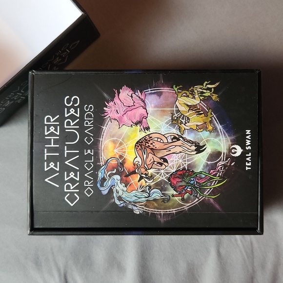 Aether Creatures Oracle Cards + Guidebook - Picture 4 of 16